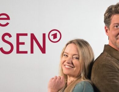 Diana Staehly und Sebastian Deyle als Liebespaar in der ARD-Telenovela Rote Rosen