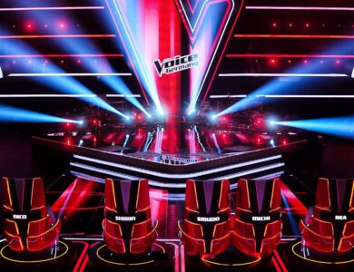 Die Bühne von The Voice of Germany mit den roten Coach-Stühlen